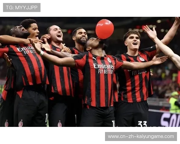 AC米兰门前小组配合展现默契