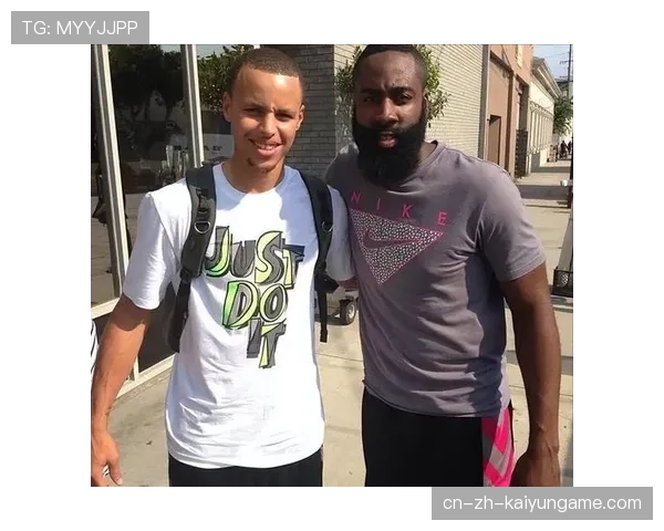 史诗大战:库里对决哈登,谁是最强后场!,库里和哈登谁更难防 史诗大战:库里对决哈登,谁是最强后场!,库里和哈登谁更难防